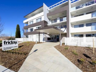 Stylish One-Bedroom Living in Kingston’s Most Coveted Location