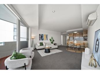 Spacious Inner-South Living – Now $579,000