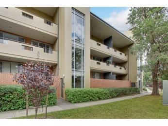 Prominent Position, Perfect Presentation!