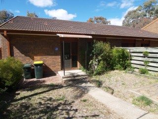 Walk to shops and schools!