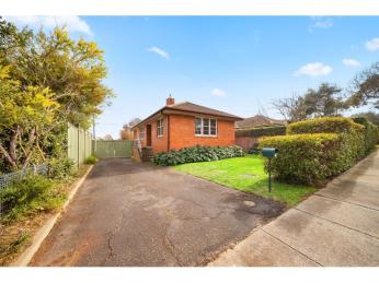 Single Level Duplex!