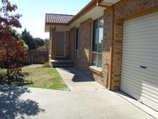 Family-Friendly 3-Bedroom Townhouse
